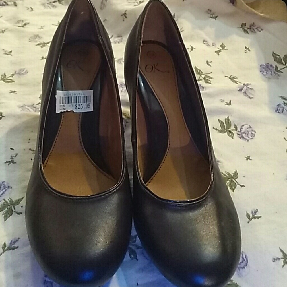 It's ok heels 8.5